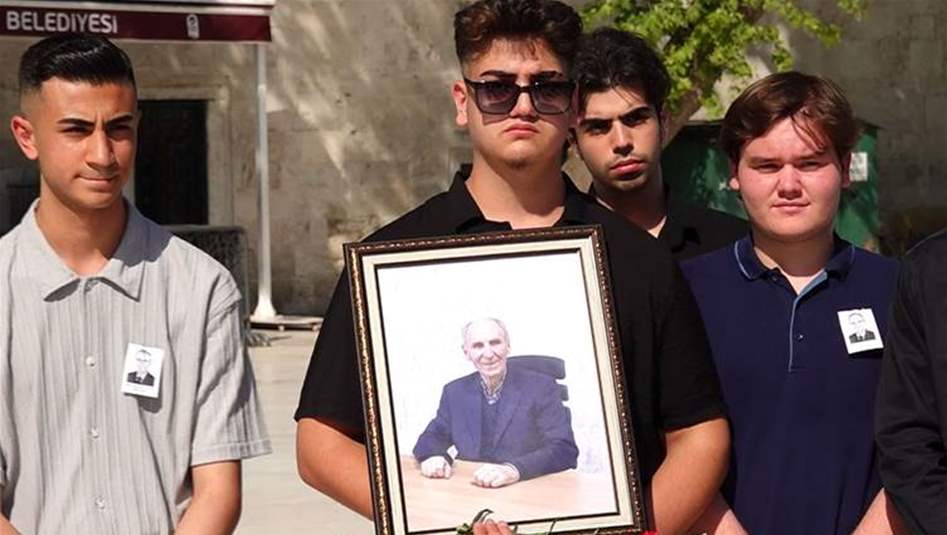 والدته تعرضت لإهانة.. طالب عراقي يقتل مدير مدرسته في تركيا (فيديو)