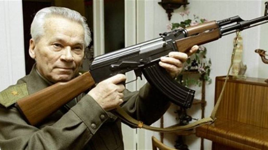 وفاة ميخائيل كلاشنيكوف مصمم أشهر سلاح في العالم