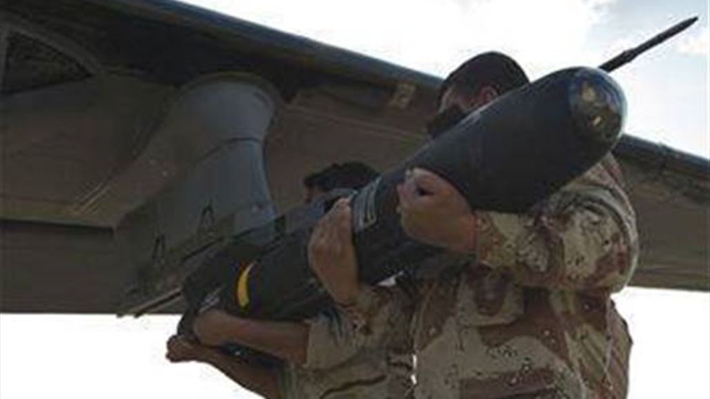 طيران الجيش تعلن وصول أسلحة وصواريخ متطورة للقتال ليلا بصحراء الانبار