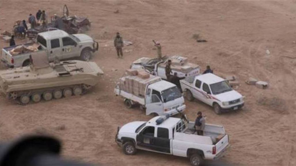 تدمير 17 عجلة حمل مخصصة للتهريب بعد اشتباكات مع "داعش" قرب الحدود السورية