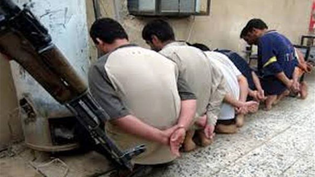 اعتقال اربعة مطلوبين بتهمة "الارهاب" وضبط كدس عتاد شرقي الموصل