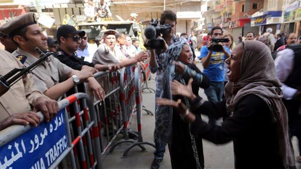 الحكم بإعدام المرشد العام للاخوان ومئات من أنصار مرسي