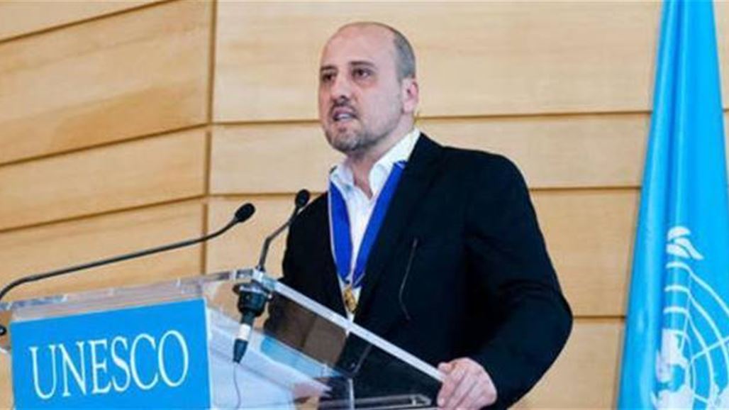 صحفي تركي ملاحَق بتهمة التآمر على حكومة بلاده يتسلم جائزة اليونسكو