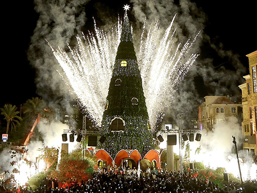 636167809832583080-8-%20byblos-lebanon-christmas-tree-GettyImages-625569044.jpg