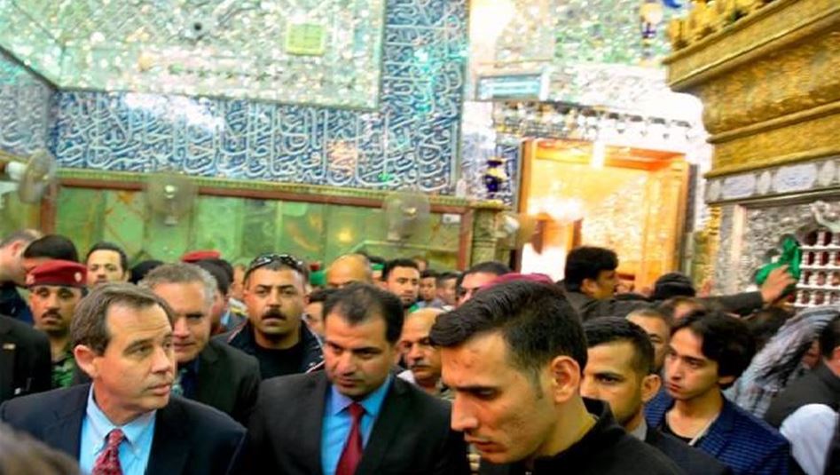 مكتب الخالصي بالنجف يغلق ابوابه احتجاجا على "تدنيس" مرقد الإمام علي