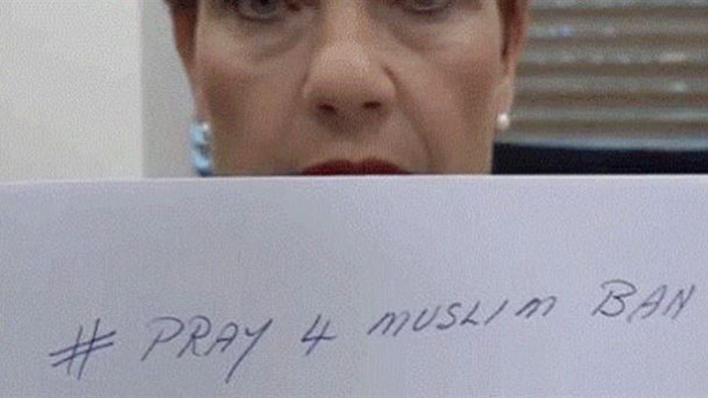 Australian senator calls for prayer for Muslims ban