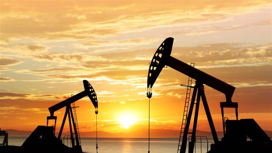 أسعار النفط نحو تسجيل أفضل أداء شهري منذ عام