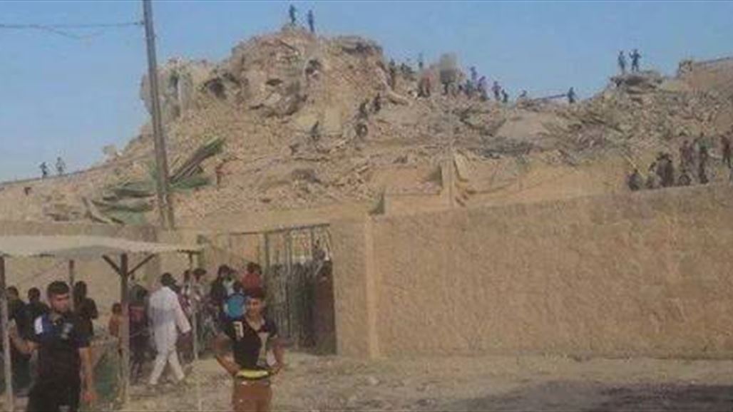 "داعش" تنبش قبر "علي الصغير" وتفجر جامع علي الهادي في الموصل