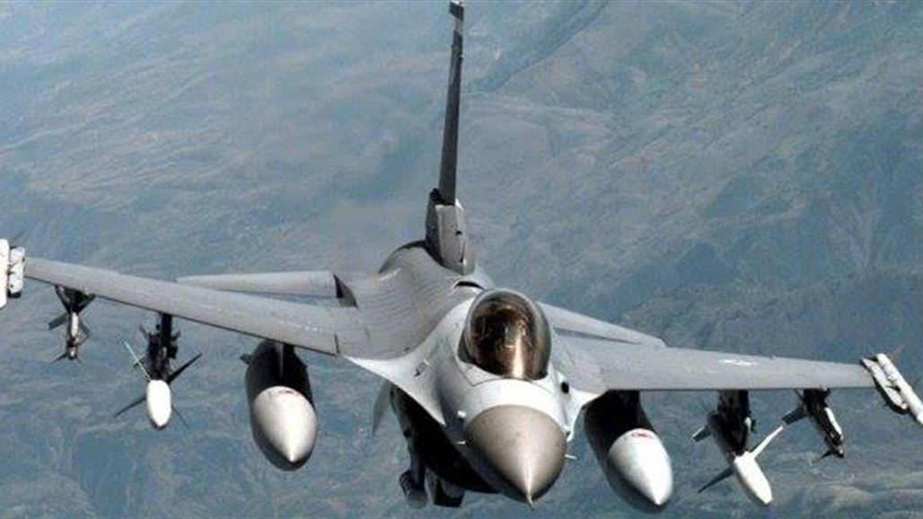البنتاغون: الطيران الاميركي يشن غارات جوية على مواقع لداعش غربي العراق
