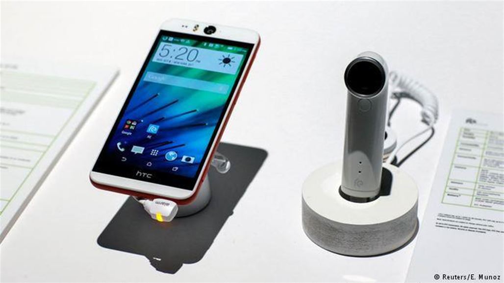 HTC تقدم الهاتف المناسب لعشاق "السيلفي"