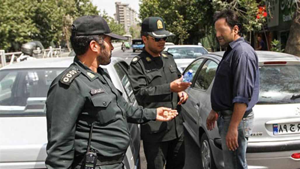 الشرطة الإيرانية تعتقل أربعة أشخاص بأصفهان يشتبه بمهاجمتهم نساء بالأحماض الحارقة