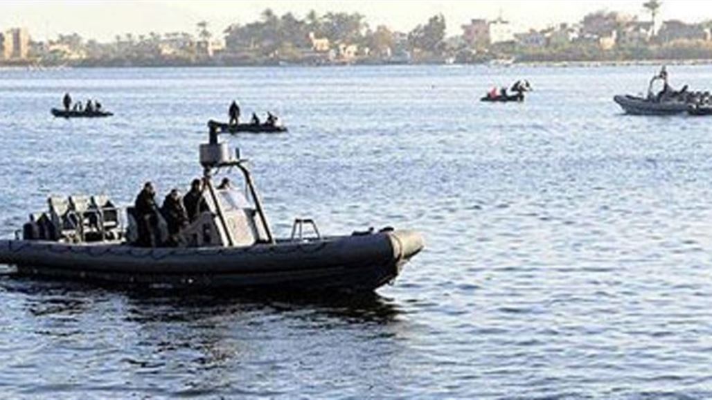 مصرع وفقدان عشرات المصريين بغرق قاربهم في البحر الاحمر
