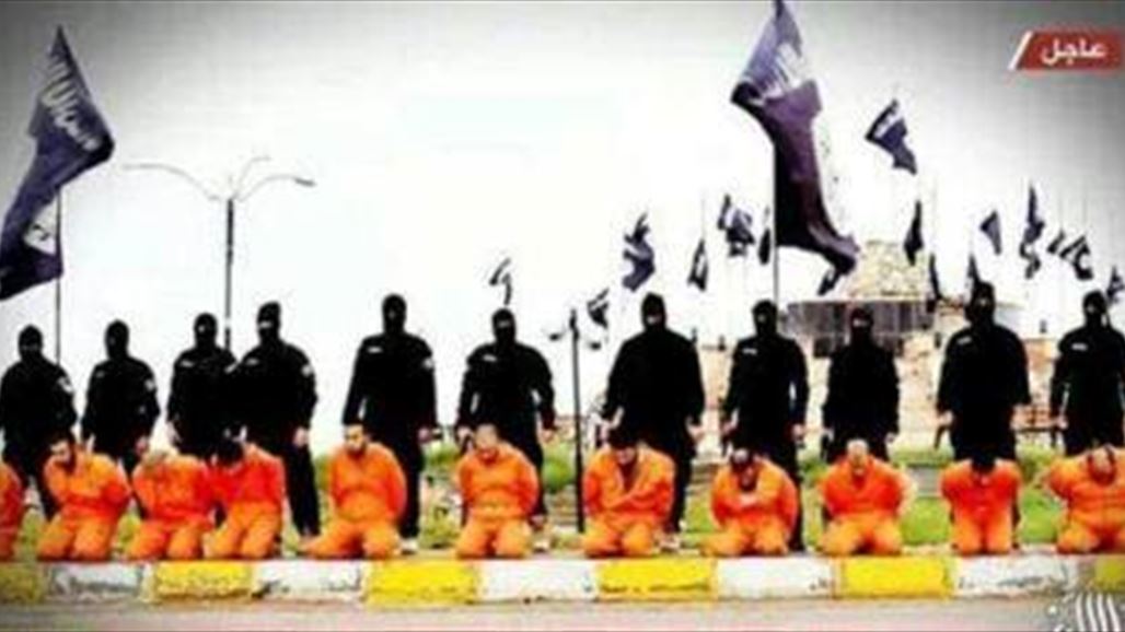 بالصور.. "داعش" يعدم 13 شخصا من قبيلة الجبور على الملأ
