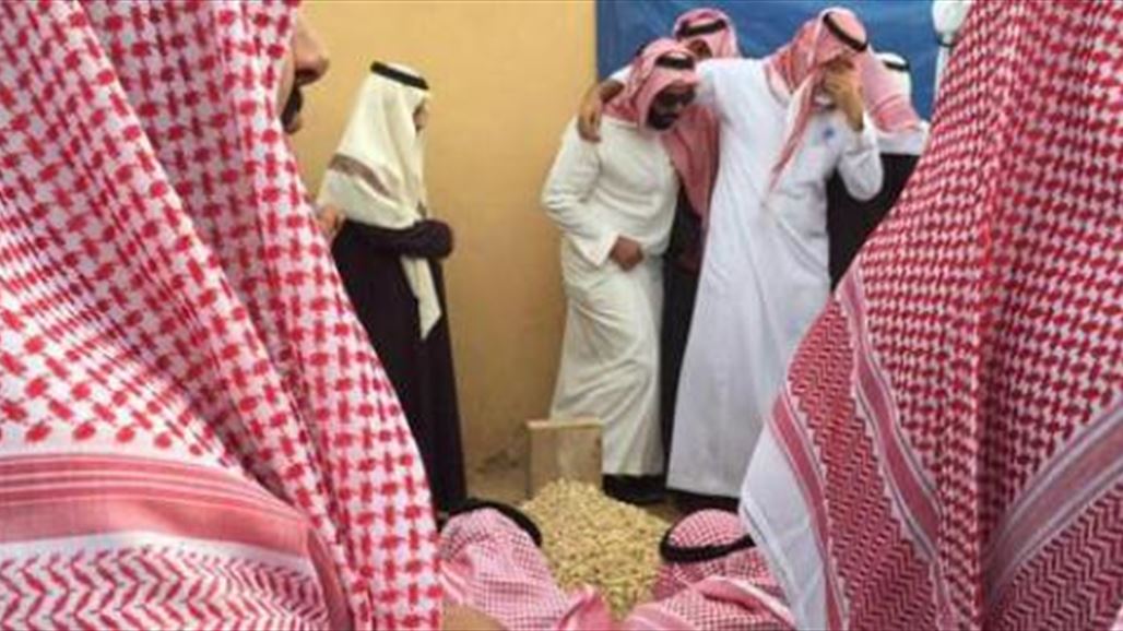 الملك السعودي يوارى الثرى بعد إقامة صلاة الجنازة عليه