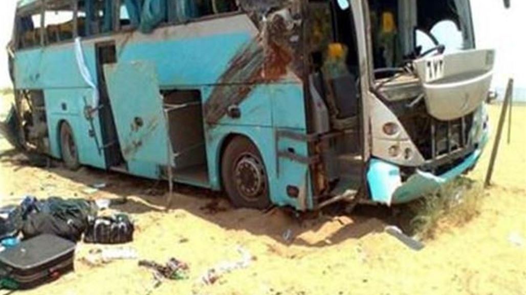 اصابة 20 زائرا ايرانيا بانقلاب حافلة تقلهم غربي بغداد
