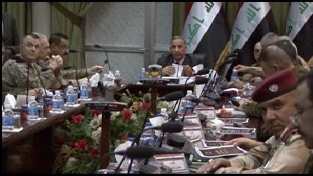 وزير الدفاع يعقد مؤتمرا موسعا لمناقشة التحضيرات العسكرية لتحرير نينوى