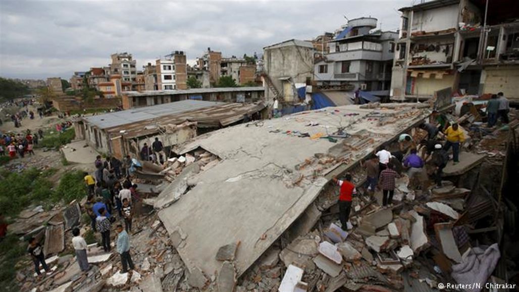 النيبال تطلب الإغاثة مع تجاوز ضحايا الزلزال 6500 شخص