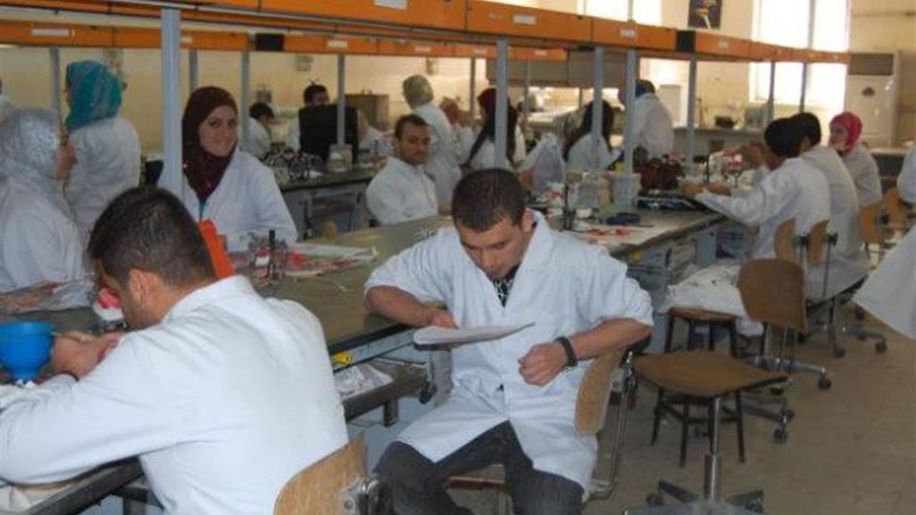 التعليم النيابية تطالب الشهرستاني بإعادة العمل بنظام العبور للمجموعات الطبية