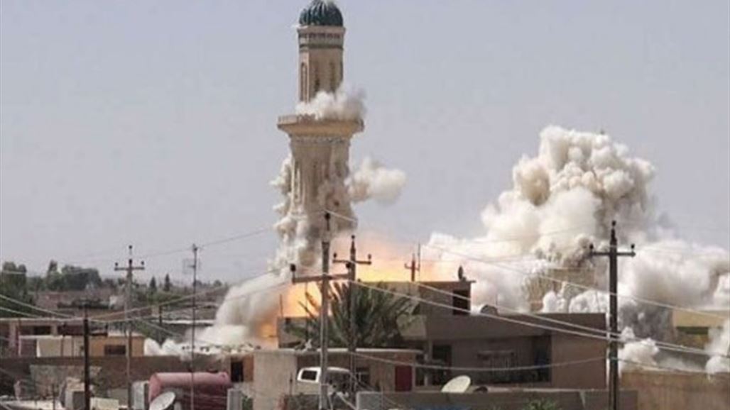 "داعش" يفجر مسجدا ويزيل نقوش كنيستين في الموصل