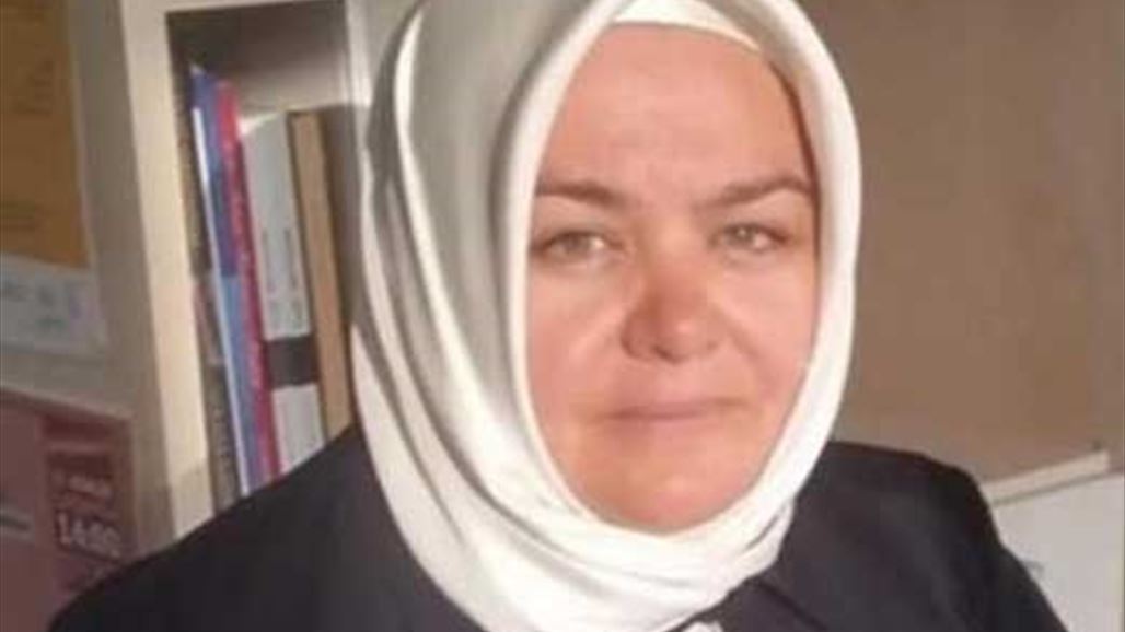 إيشين غوردجان أول وزيرة تركية محجبة