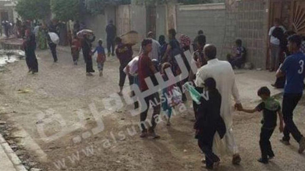 مسؤول محلي: داعش سمح لعشرات الأسر بالنزوح من الرمادي الى هيت