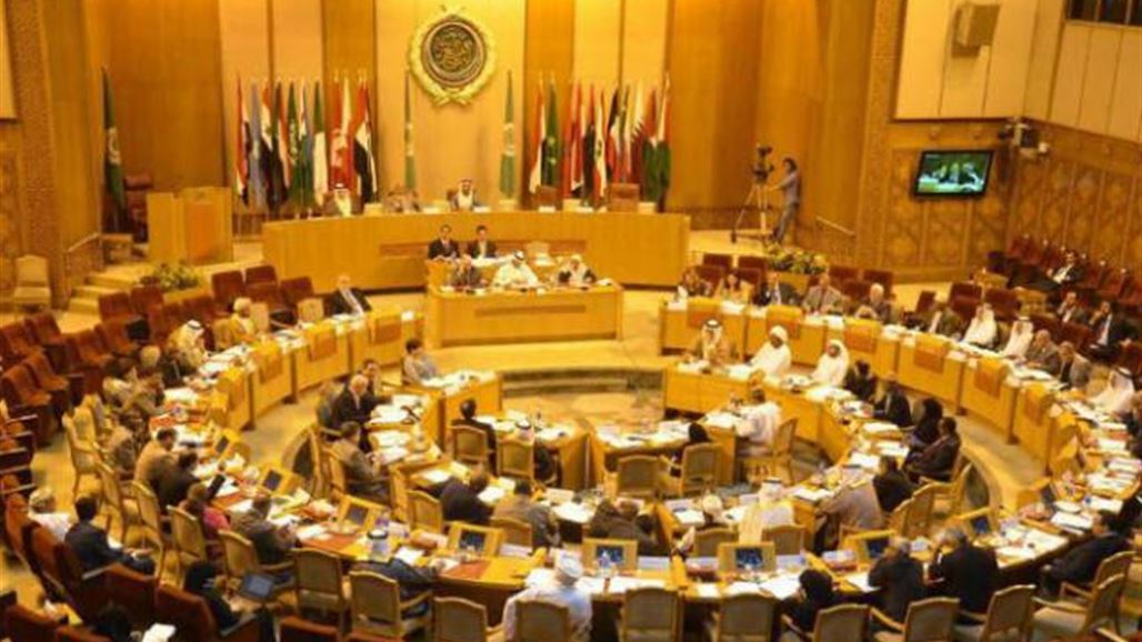 البرلمان العربي يدعم إصلاحات العبادي ويدعو للوقوف الى جانب العراق