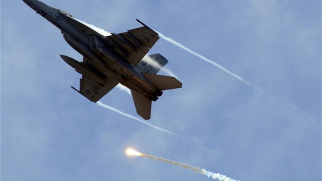 تدمير دبابة ونفق لـ"داعش" بقصف جوي شمال الرمادي
