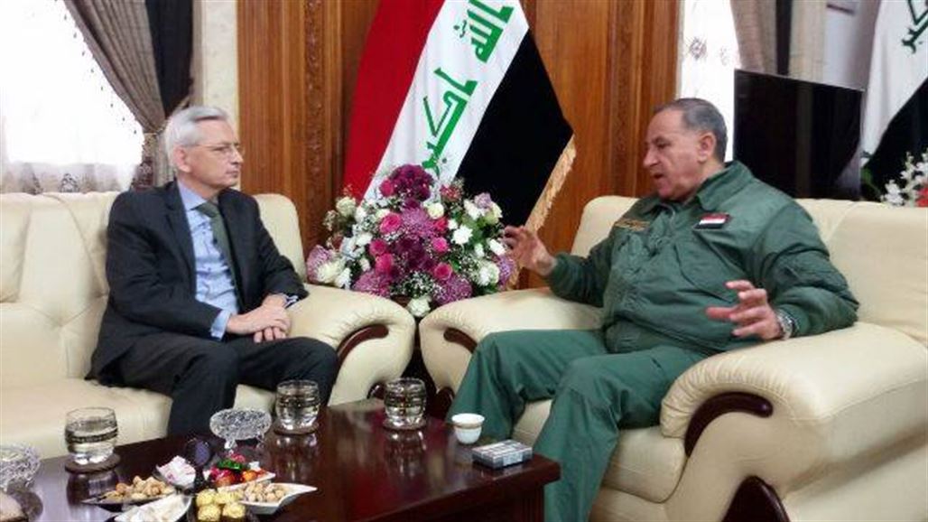 العراق وفرنسا يبحثان آفاق التعاون العسكري والامني