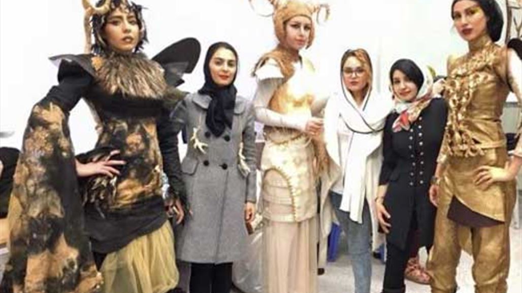 بالصور: عرض أزياء جديد من نوعه يثير جدلا في إيران