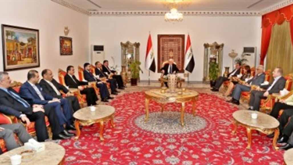رئيس الجمهورية يعقد اجتماعاً مع اعضاء من اتحاد القوى والكتل الكردستانية