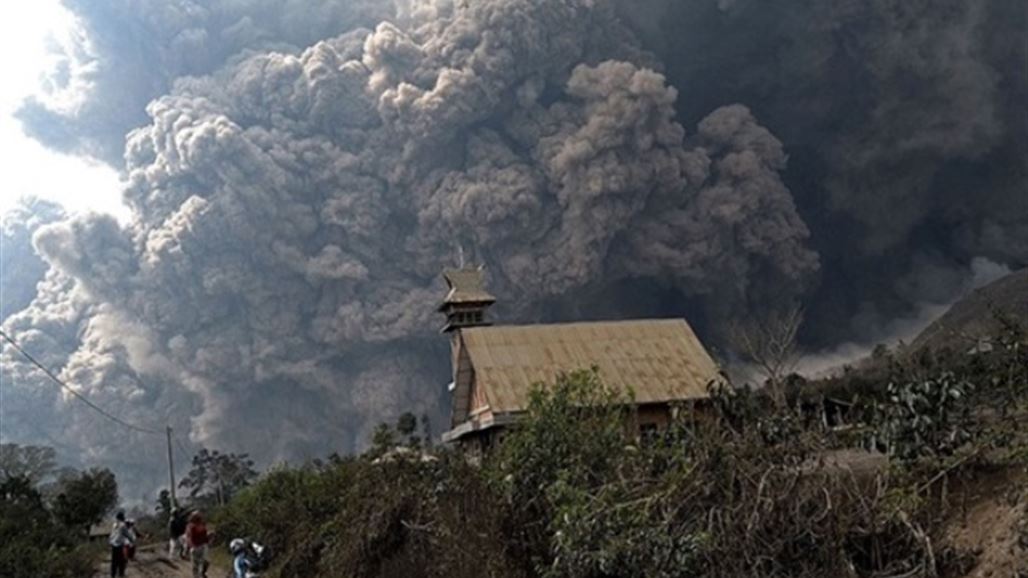 مصرع سبعة أشخاص بعد ثوران بركاني كبير في إندونيسيا