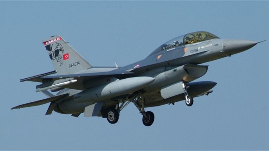 طائرات حربية تركية تهاجم مناطق حدودية بدهوك