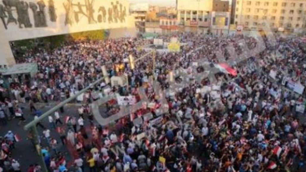 المئات يتظاهرون وسط بغداد ويجددون مطالباتهم بالإصلاح