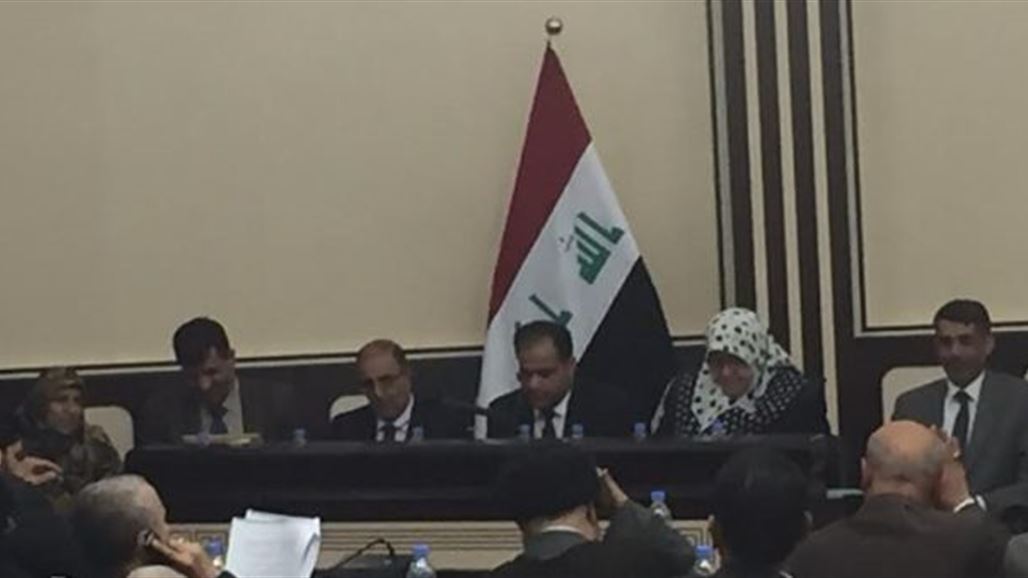 دخول وزير الصحة ومحافظ بغداد ومدير صحة الكرخ الى قاعة البرلمان
