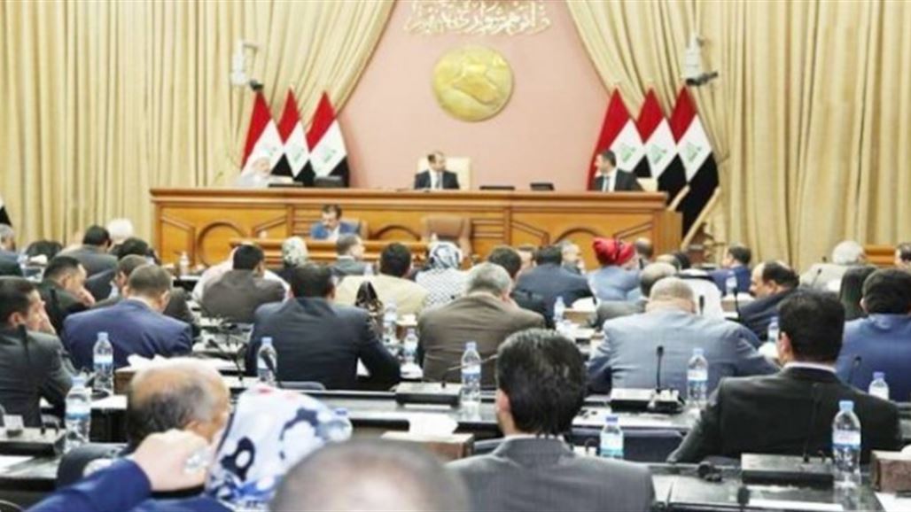 البرلمان يرفض تأجيل التصويت على سحب الثقة من وزير الدفاع