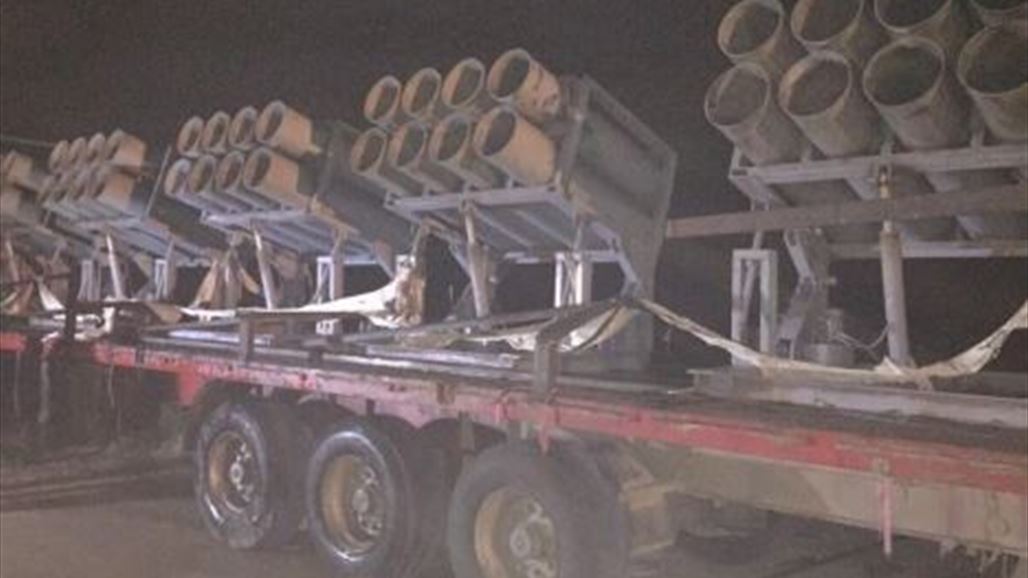 قوة امنية تعثر على عجلة تحمل 35 صاروخا معدة للاطلاق غرب بغداد