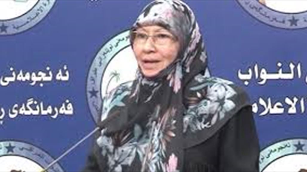 نائبة تحذر العبادي من التراجع عن قراره بمشاركة الحشد في تحرير الموصل