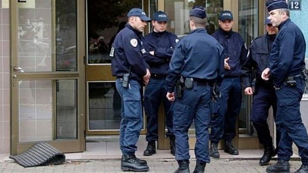 الشرطة الفرنسية تعتقل فتاتين لصلتهما بـ"متشدد"
