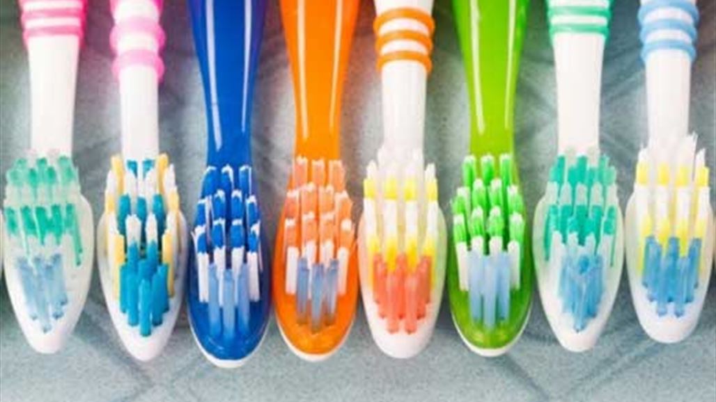 سبعة استخدامات لفرشاة أسنانك القديمة... جربيها
