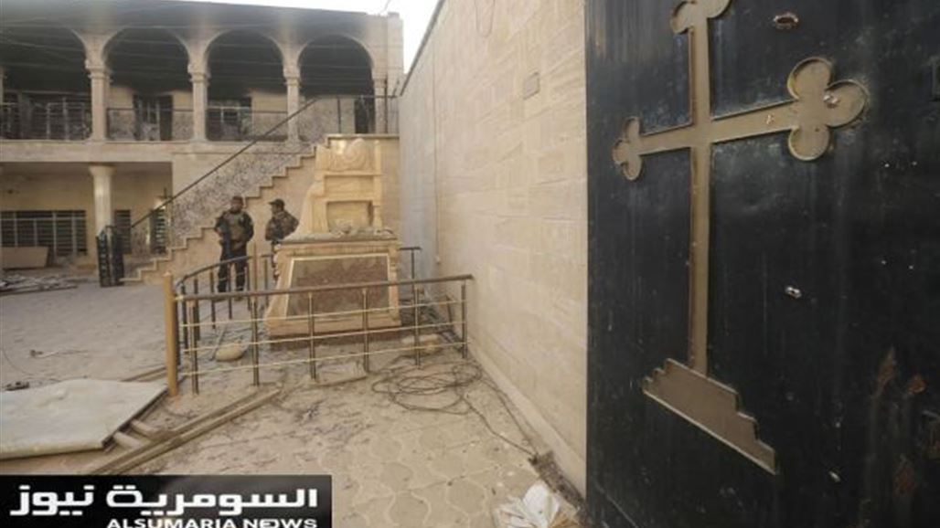 بالصور.. ما فعله "داعش" بإحدى كنائس برطلة
