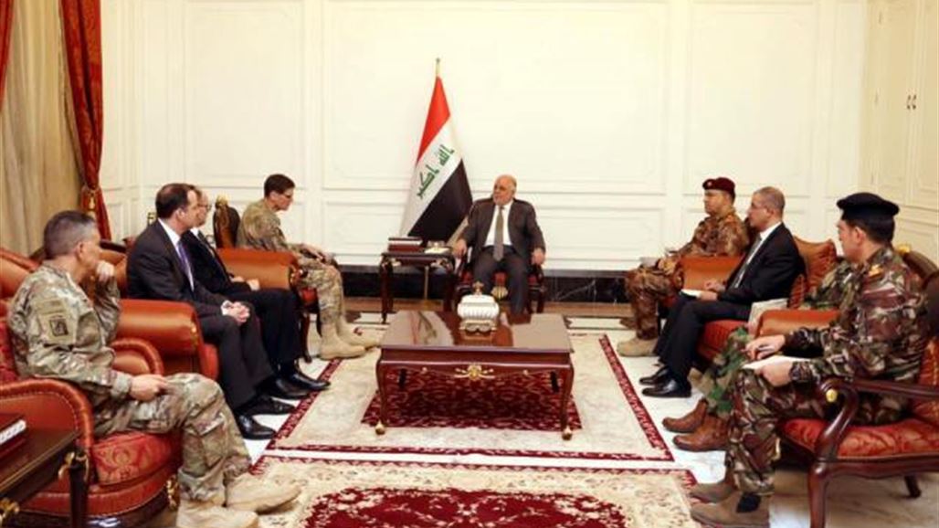 العبادي وقائد القيادة المركزية الأميركية يبحثان معركة الموصل وتدريب القوات العراقية
