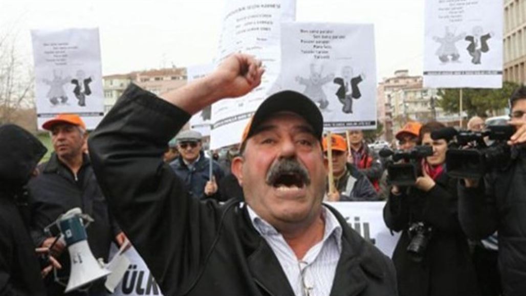 الشرطة التركية تفرق بالقوة احتجاجات على اعتقال رئيسي بلدية ديار بكر