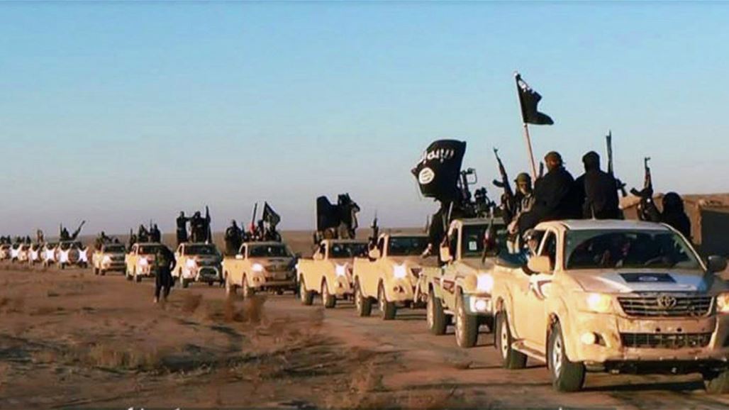 الاندبندنت: مسلحو داعش يحلقون لحاهم ويهربون من المحور الشرقي