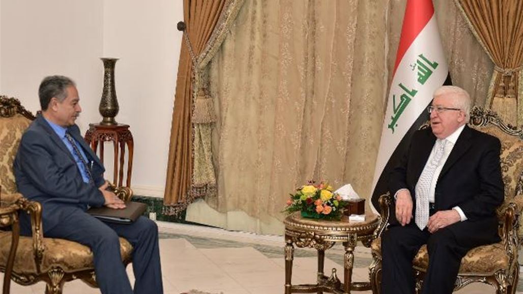 رئيس الجمهورية يدعو إلى جعل 2017 عام إعادة إعمار العراق