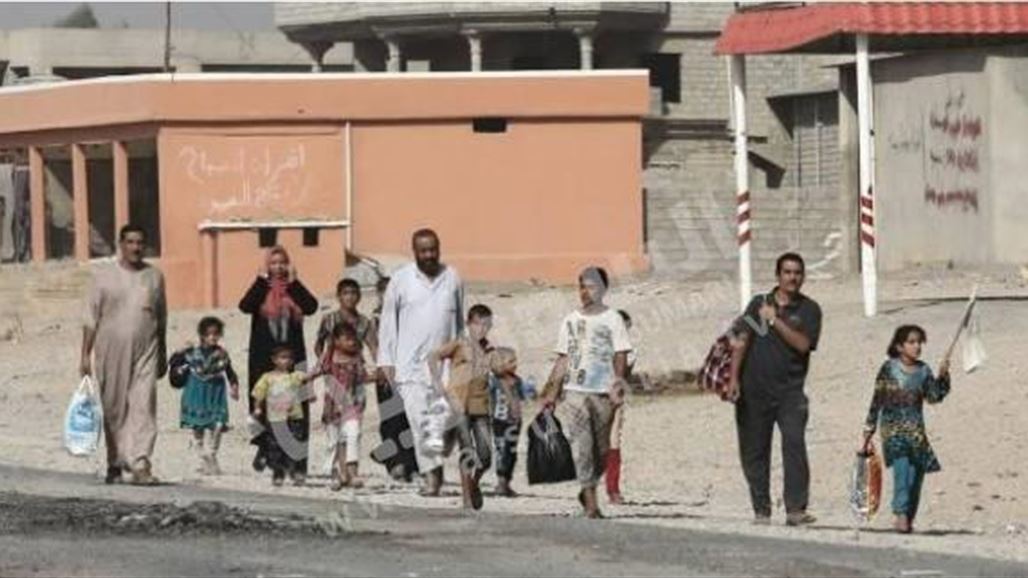 العمليات المشتركة تعلن اخلاء 15 عائلة نازحة من قبل الشرطة الاتحادية جنوب الموصل