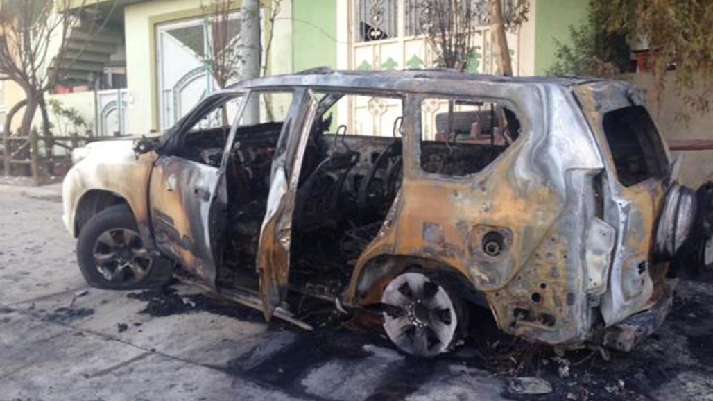 مجهولون يضرمون النار بسيارتين لناشطين بمظاهرات السليمانية