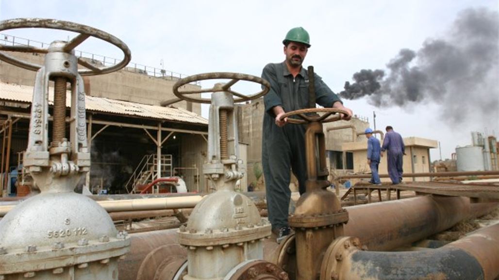 العراق يخفض انتاجه النفطي بمعدل 160 الف ب/ي انسجاماً مع قرار اوبك