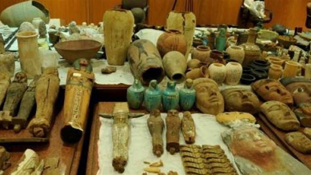 مصر تُحقق في ضبط قطع أثرية أحبط تهريبها للعراق