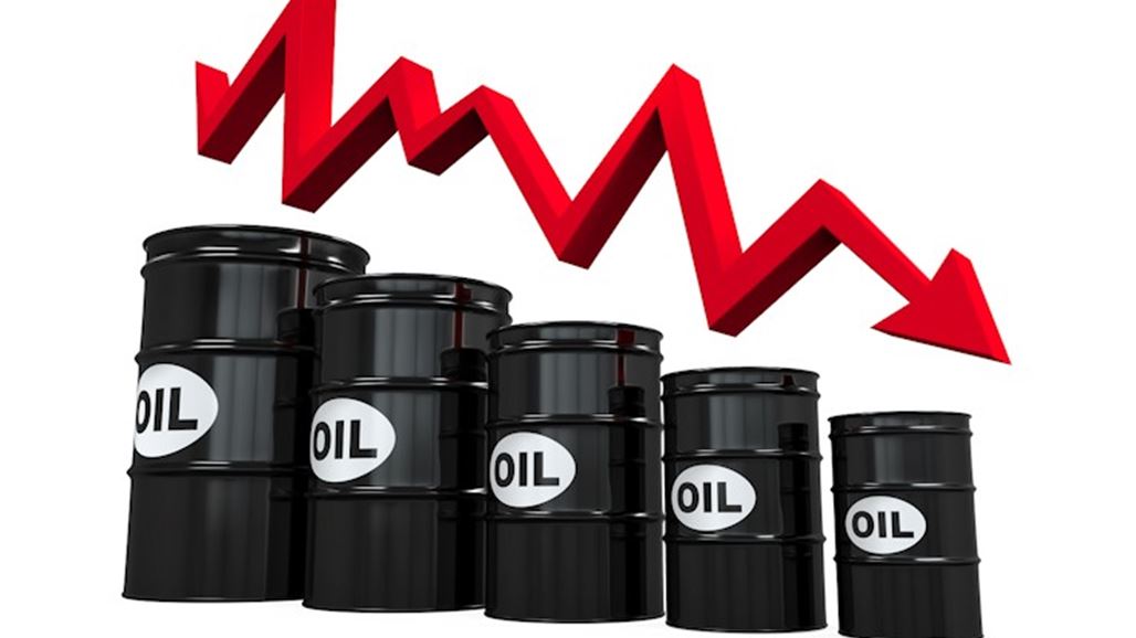 أسعار النفط تهبط مع زيادة المعروض بفعل تعافي إنتاج ليبيا
