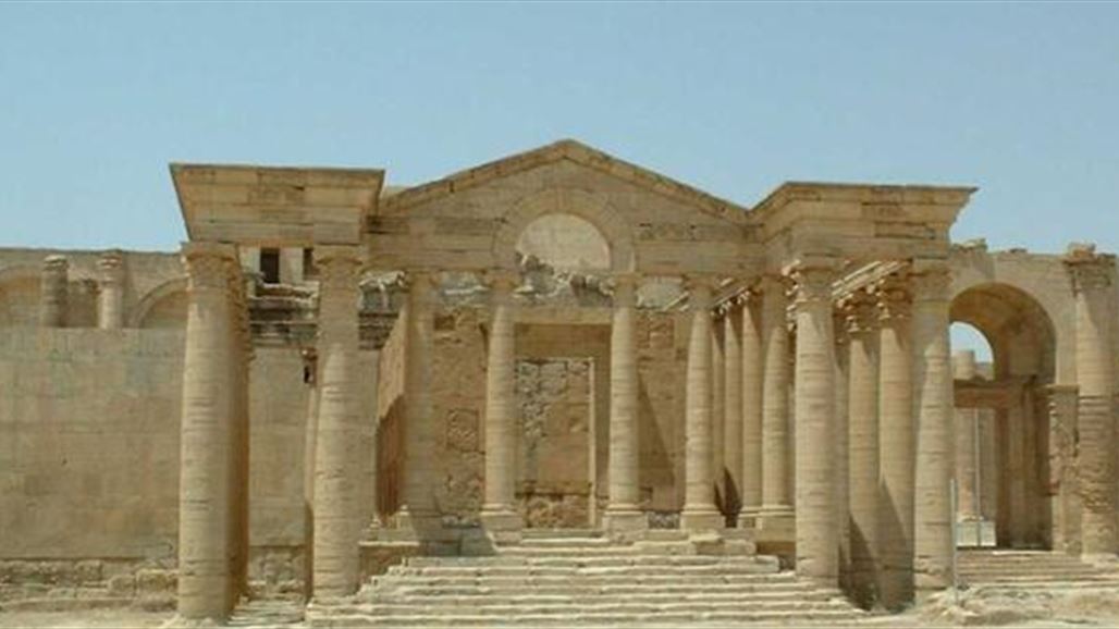 صور تبين استخدام "داعش" مدينة الحضر الأثرية مركزا للتدريب